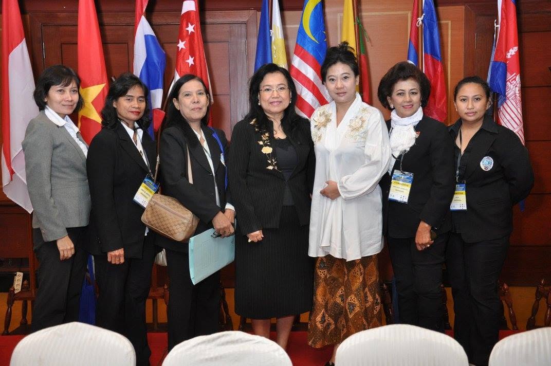 Ibu Hendrawati Yuripersana Tobing berbagi pemikiran tentang Kesadaran Kehidupan