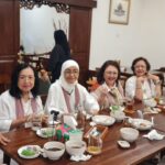 wawancara dilakukan saat hadiri hut Wanita persahi yang ke 64